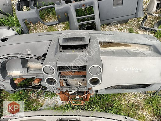 Citroen Berlingo Torpido/ Ön göğüs