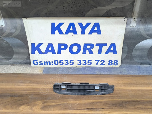 86615-1J000 - HYUNDAI İ20 ARKA TAMPOB BRAKETI SAG