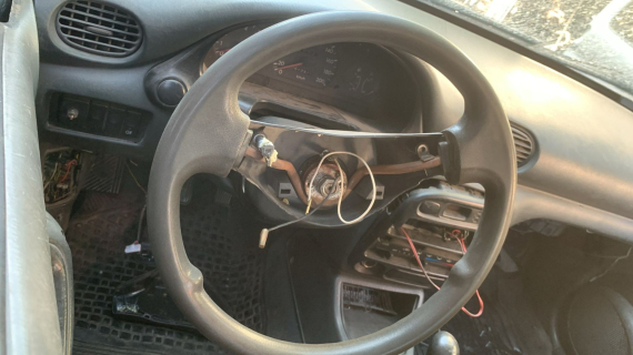hyundai accent direksiyon simidi