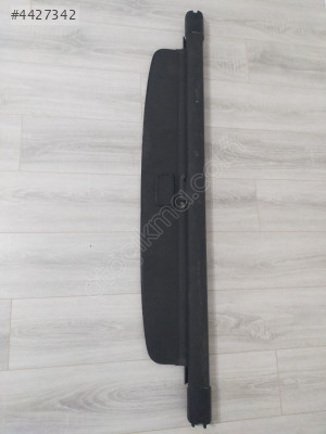 AUDİ Q7 BAGAJ PERDESİ 4M0863553d