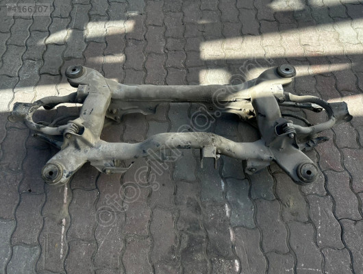 AUDI A6 98-05 ARKA TRAVERS 4B0505235CA