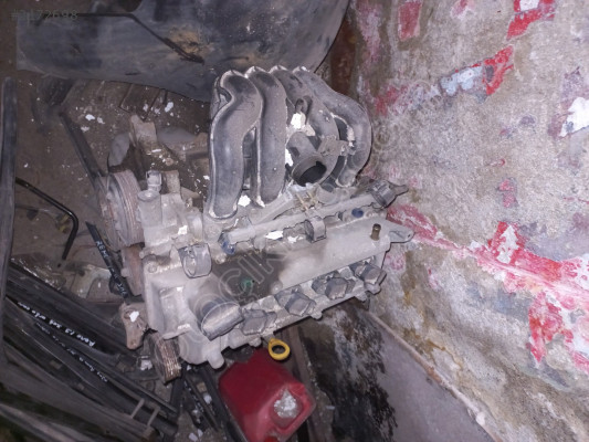 TOYOTA YARIS 1000LIK KOMPLE MOTOR