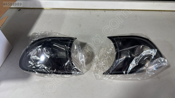 BMW 3 SERİ E46 4 KAPI SAĞ-SOL SİNYAL LAMBASI