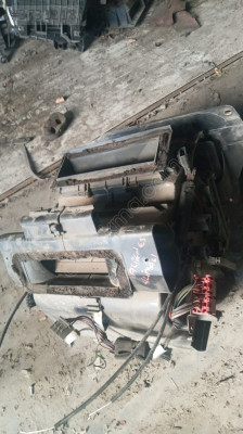 FİAT ALBEA KALORİFER KUTUSU KLİMALI ÇIKMA