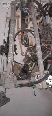 Ford e***** 1997 model elektrikli ön cam krikosu