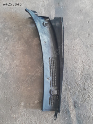 PEUGEOT PARTNER CAM IZGARASI PLASTİĞİ SOL ORJİNALL ÇIKMA