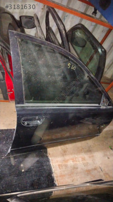 VOLVO S40 SAĞ ÖN, SOL ARKA KAPI ÇEVİK OTO BURSA