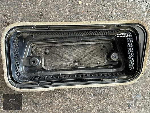 BMW 5 SERİSİ G30 HAVA GİRİŞ KANALI DİFÜZÖRÜ - 9366931