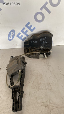 bmw 3 f30 sağ arka kapı kilidi (son fiyat)
