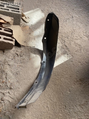 Renault Laguna 1 Önün Arkası Sağ Teker Davlumbaz Sıfır