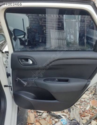 Citroen c4 arka kapı döşemesi sağ9333 AE