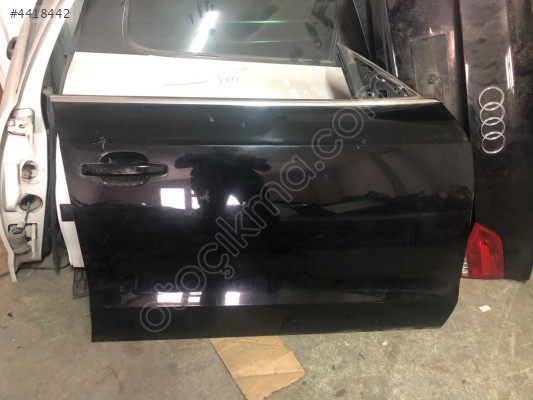 AUDİ A5 SAĞ ÖN KAPI