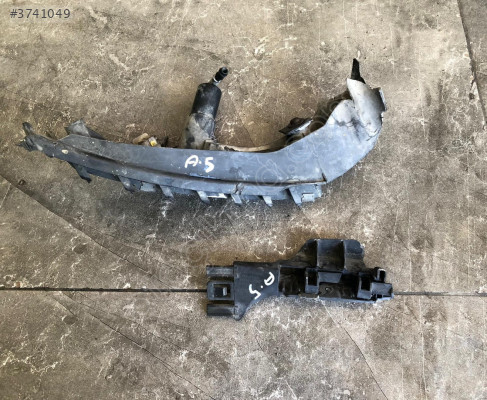 AUDİ A5 FAR BRAKETİ ORJINAL HATASIZ ÇIKMA