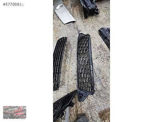 DACİA DOKKER ÖN TAMPON IZGARA