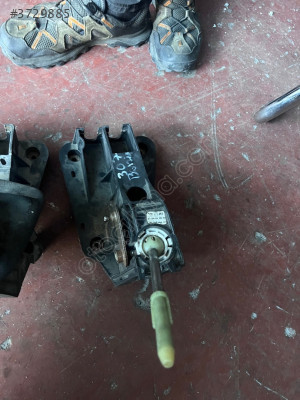 PEUGEOT 307 VİTES KULESİ 9646868480