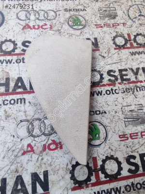 3G1867011 Passat b8 sol göğüs yan kaplaması