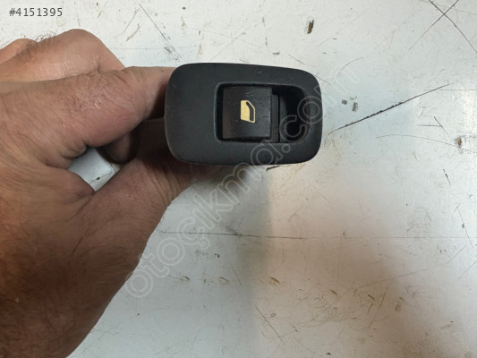 CİTROEN C4 PİCASSO ARKA SAĞ SOL CAM DÜĞMELERİ