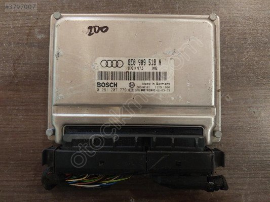 Audi A4 1.8 Motor Beyni / 0261207779 / 8E0909518N