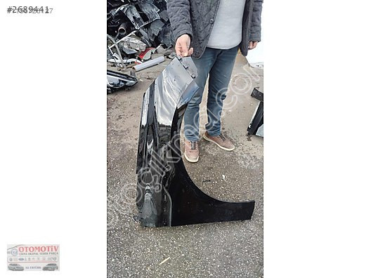 RENAULT MEGAN 4 SİYAH SAĞ ÖN ÇAMURLUK ORJINAL BOYASIZ