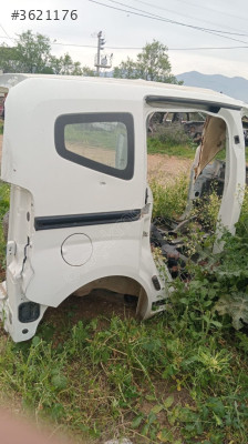 Fiat Fiorino için Komple Sağ Arka Çamurluk - Oto Çıkma Parç