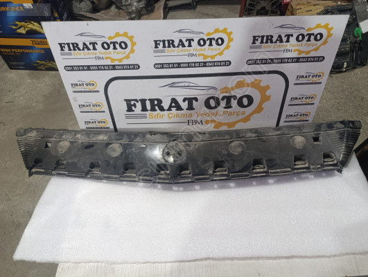 A1768851265 MERCEDES A SERİSİ A180 A176 ÖN TAMPON BRAKETİ