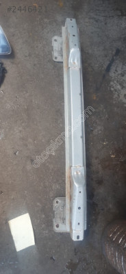 Mazda 3 sedan tampon demiri