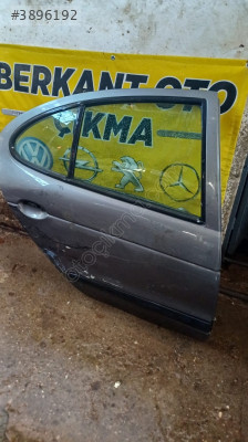 Renault Megane1 sağ arka kapı