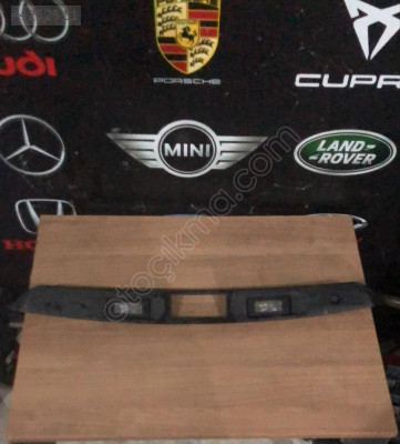 5N0827335K VW TİGUAN BAGAJ AYDINLATMA BAKALİTİ