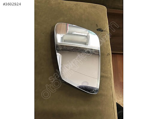 BMW F30 KARARTMALI AYNA CAMI