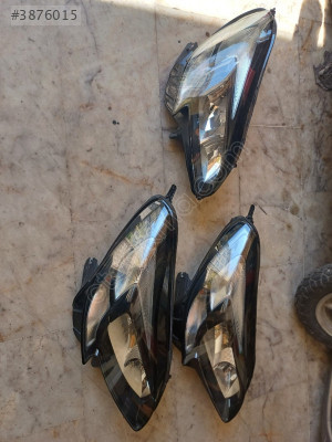 Opel Corsa e çıkma orijinal sağ far