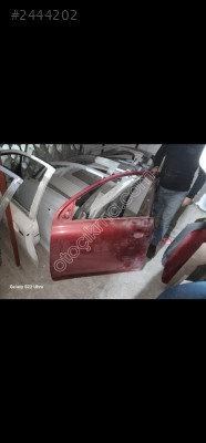 Çıkma orjinal Nissan Micra sol ön kapı
