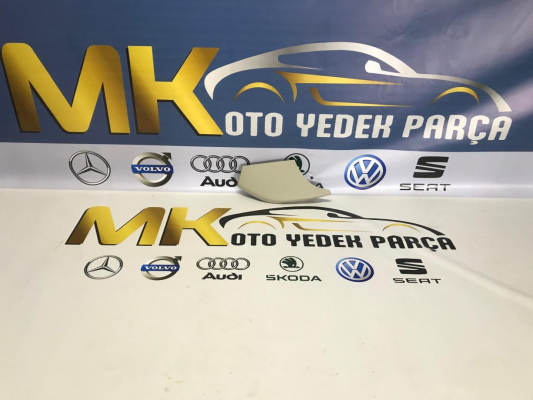 VOLVO S90 SAĞ EMNİYET KEMERİ KILAVUZ KAPAĞI