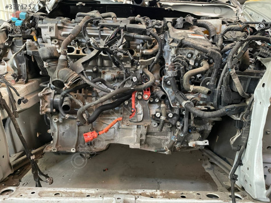 Toyota Corolla Hybrid Travers
