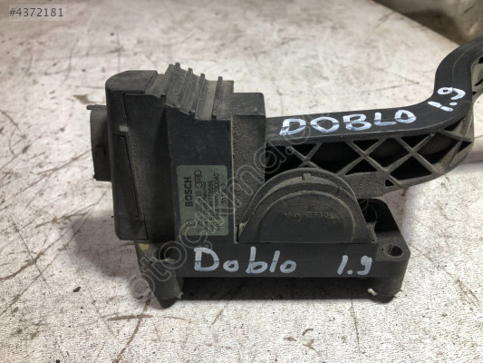 FIAT DOBLO 1.9 JTD Gaz Pedalı 0281002415 BOSCH
