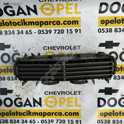 Opel Astra H Çıkma Orta Havalandırma Izgarası