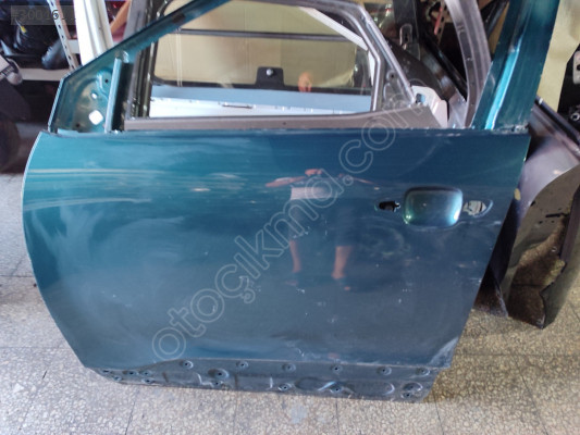 Citroen C5 Air Cross salon kapı sökme