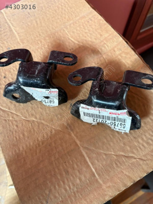 TOYOTA COROLLA SAĞ ARKA KAPI ÜST MENTEŞE 6875020122 2020 MODEL