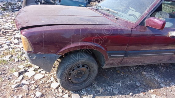 Ford Taunus sol çamurluk yedek parça