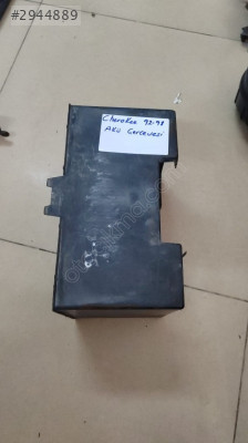 Cheroke 92 98 çıkma akü koruma plastiği