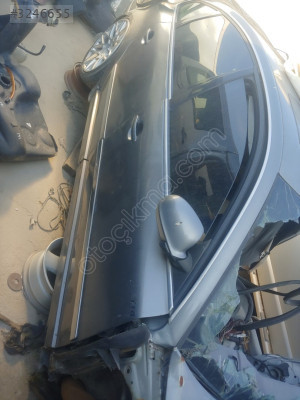 PASSAT B5.5 SAĞ ÖN KAPI