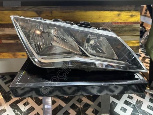 SEAT LEON SAĞ FAR 2017-20