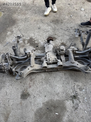 Volvo s80 2.4d5 çıkma arka dingil dolu