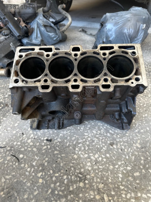 Renault clio 2 1.5dci k9k motor bloğu boş