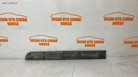 Dacia Logan sağ arka kapı bandı