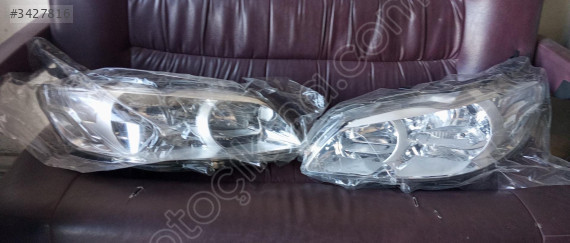 Peugeot 301 far çıkma yedek parça
