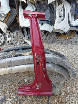 Ford Fiesta sağ Orta direk kesme