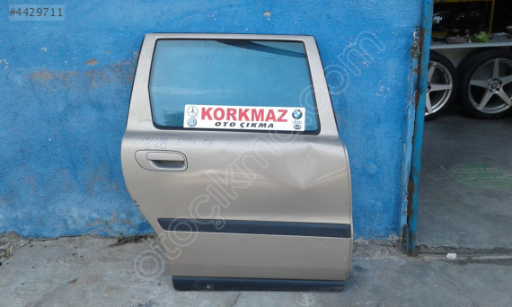 VOLVO V70 SAG ARKA KAPI DOLU