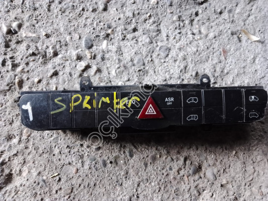 MERCEDES SPRİNTER 2015 ÇIKMA ORJİNAL DÖRTLÜ FLAŞÖR DÜĞME