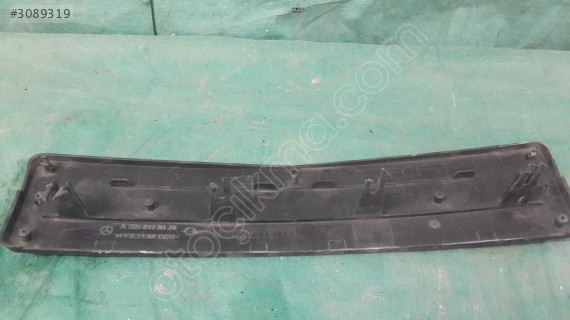 Mercedes C 205 PLAKALIK ÖN TAMPON PLAKA ZEMİNİ A2058170178