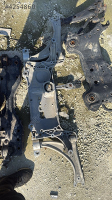 PASSAT B6  ÇIKMA TRAVERSS